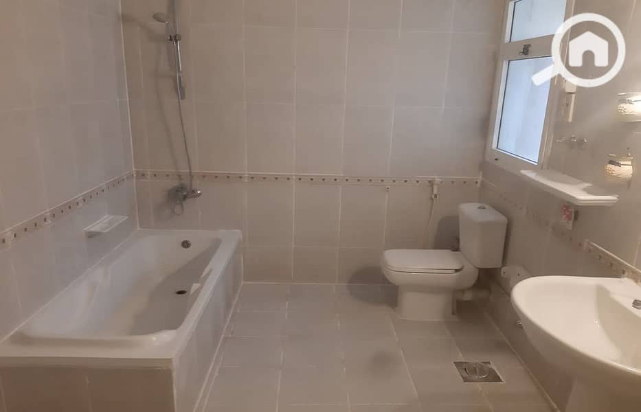 16 e973662f-81f8-4886-8ddd-5dde9648999d. jpg