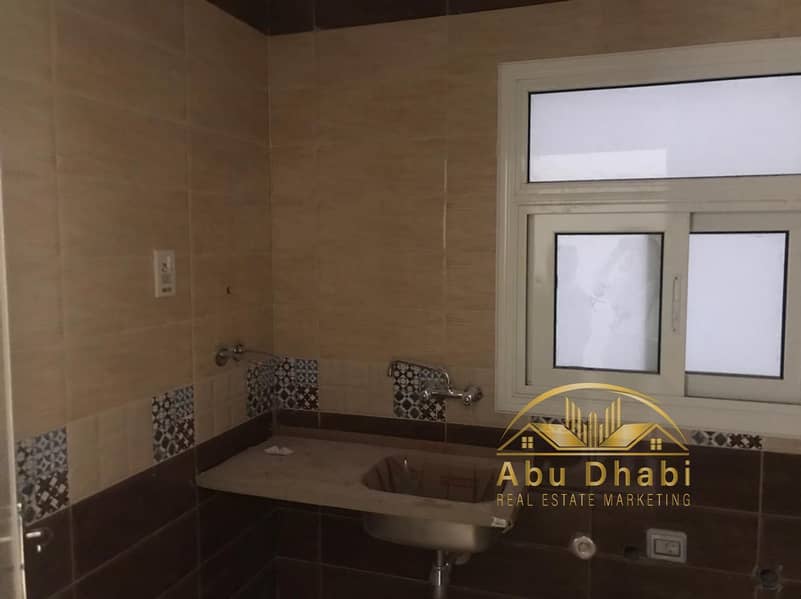 3 aca962bb-8eb5-4560-bf2a-7acd11872d42. jpg