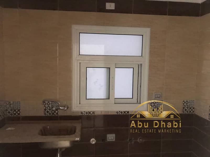 4 65c39936-c4f4-4540-b6f0-6e2ee931c7a8. jpg