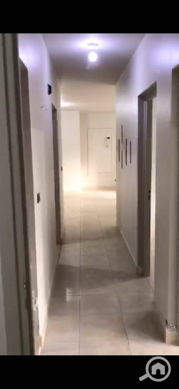 2 0c2c1407-2a27-411e-927e-37083772099a. jpg