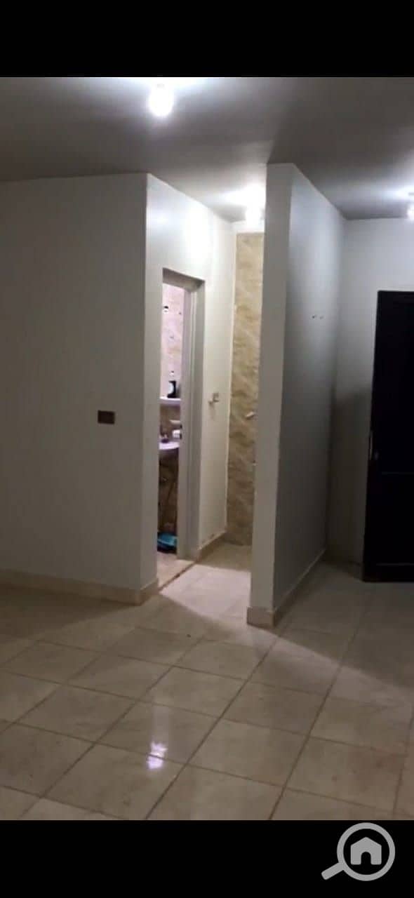 17 c507f2c3-778a-4cb1-94b2-7a5607d8e4b3. jpg