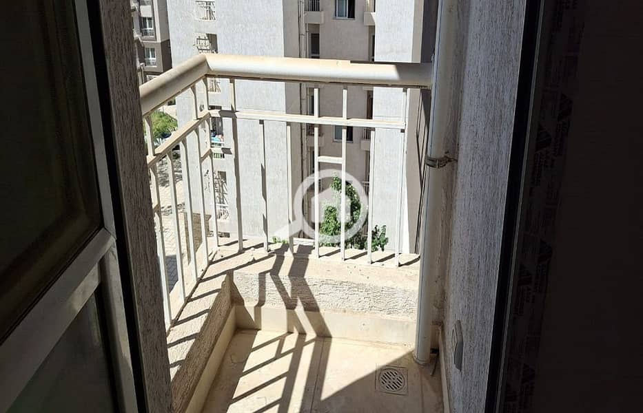 3 6c447d5c-ce50-4b8c-b8c8-048049e1702d. jpg