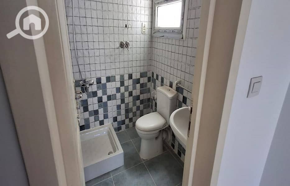 15 9ac8164b-0a19-4243-9058-1b0857be4d94. jpg