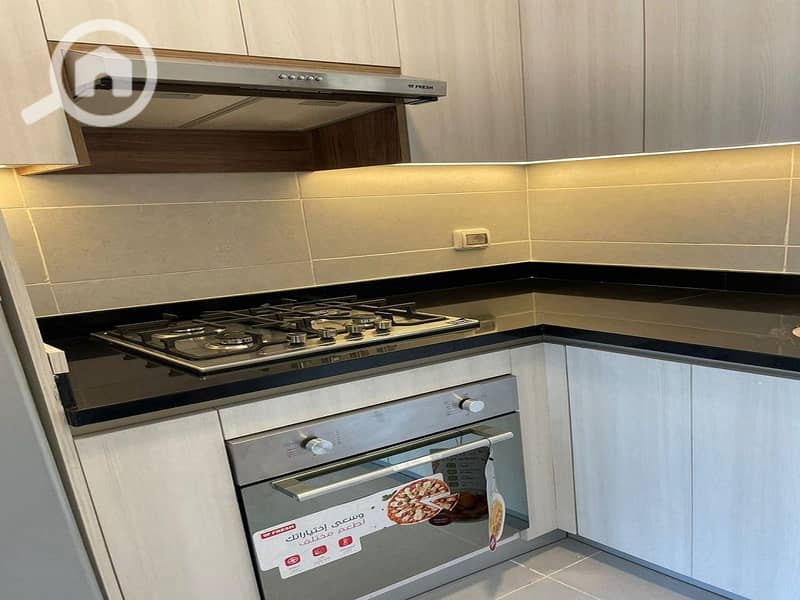 5 23d4964b-9f3d-4c19-8b78-3b80750c6edb. jpg