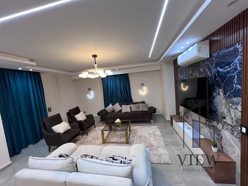 40 e28d27e4-7ca7-4492-bf6d-f54ec25df1d0. jpg