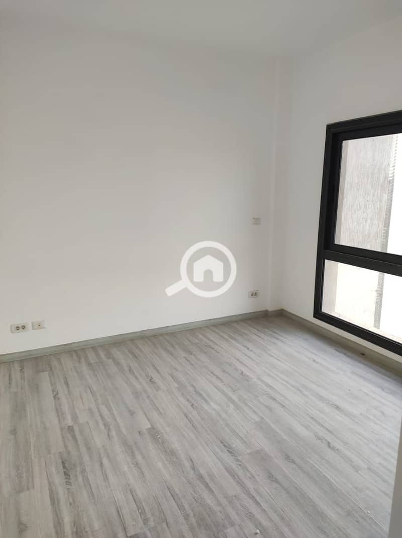 6 cbd06911-d6d3-4846-acd3-83fcaf791964. jpeg