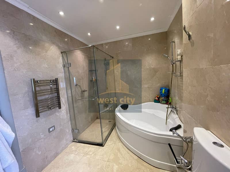 7 WhatsApp Image 2025-10-18 at 2.43. 27 PM(2). jpeg