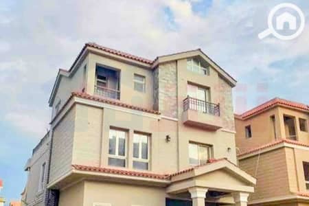 فیلا 7 غرف نوم للبيع في سموحة، الإسكندرية - IMG-20251222-WA0042. jpg