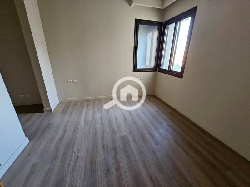 2 WhatsApp Image 2025-10-13 at 2.05. 58 PM (1). jpeg