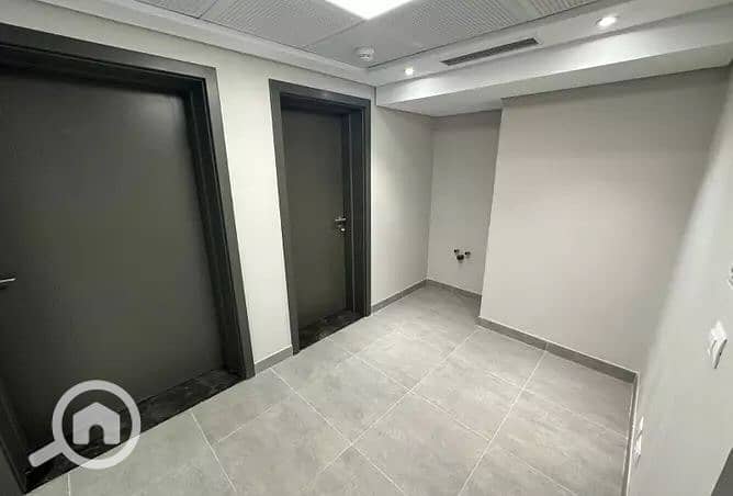 5 08aba79b-c68f-45e3-b48e-b62897e878f8. jpg