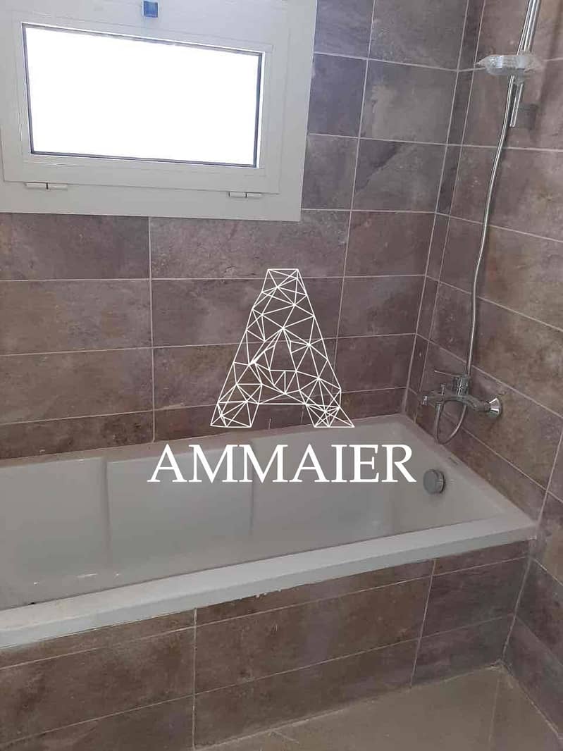 4 f1ca55ee-4950-4809-9ba5-273302c7e914. jpg