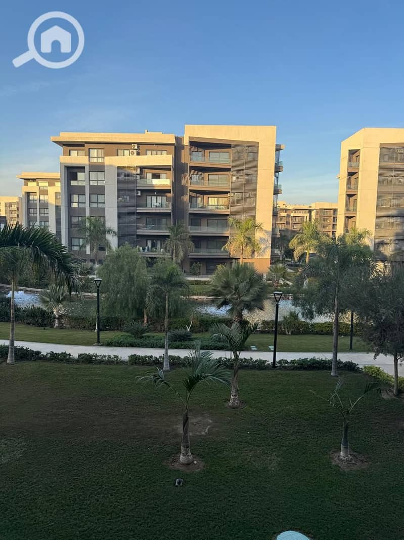 2 9a8c8522-1217-464b-88ed-9d7bcb297481. jpg