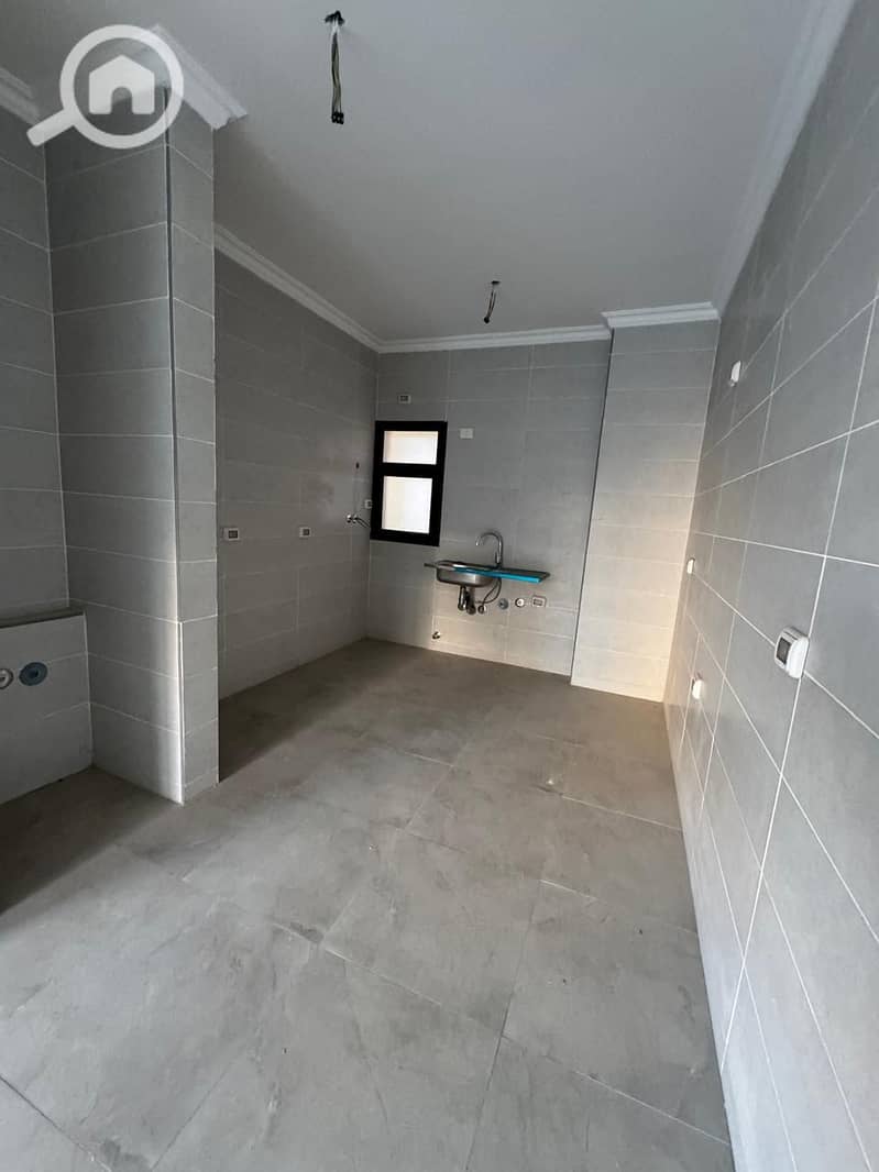 7 cff39d71-9240-42af-a451-7f041ae81742. jpg