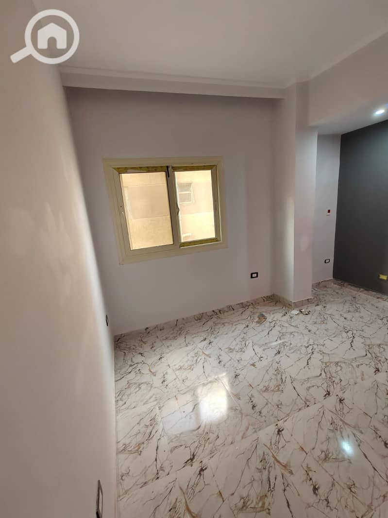 8 3f3549b4-5b90-4e5f-89b5-ee92c6be2f93. jpg