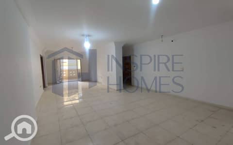3 Bedroom Flat for Rent in Laurent, Alexandria - 1. jpg