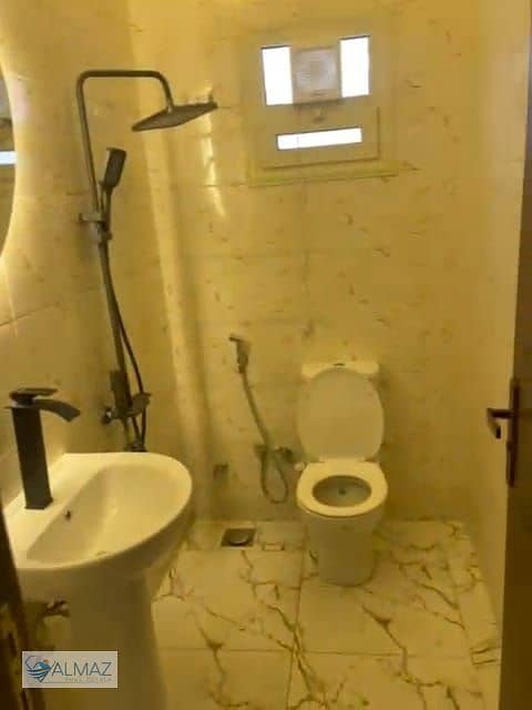 38 WhatsApp Image 2025-12-23 at 11.35. 37 AM (2). jpeg