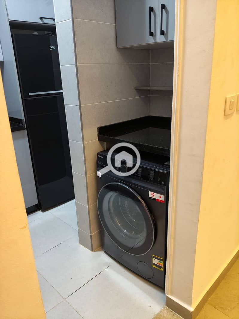 8 WhatsApp Image 2025-12-23 at 11.43. 22 (2). jpeg