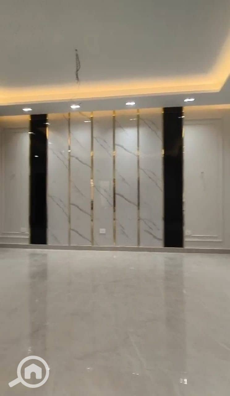 4 4f53ef1d-567a-4638-9431-ed1b29f070eb. jpeg