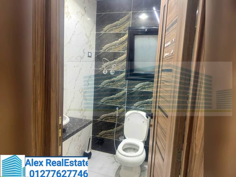 5 WhatsApp Image 2025-12-23 at 11.57. 25 AM (1). jpeg