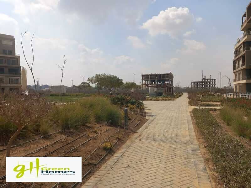 8 WhatsApp Image 2025-04-22 at 1.50. 01 PM (1). jpeg