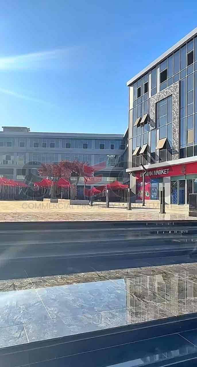 3 87245ee7-15d4-4e8c-bb40-193c29ea9f1b. jpg