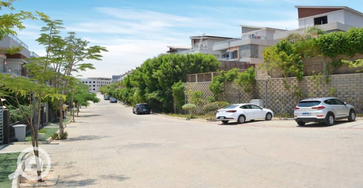 4 WhatsApp Image 2025-12-23 at 11.51. 37 AM. jpeg