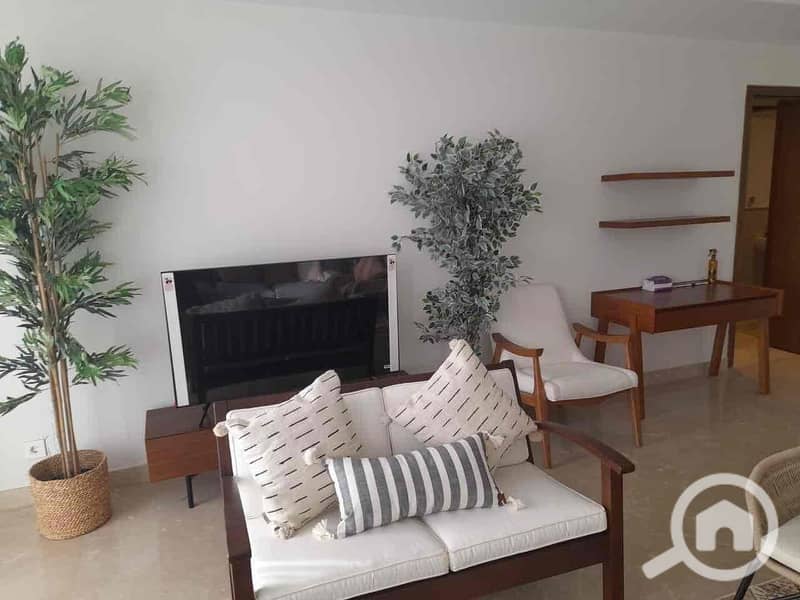 8 13d4cc36-7027-444f-8f25-25a557e7a147. jpg