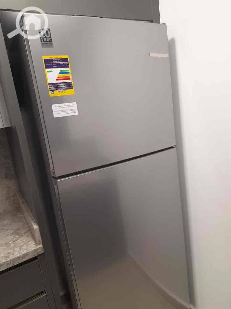 18 da577b4a-851f-47e9-b98d-e0f9d11a394a. jpg