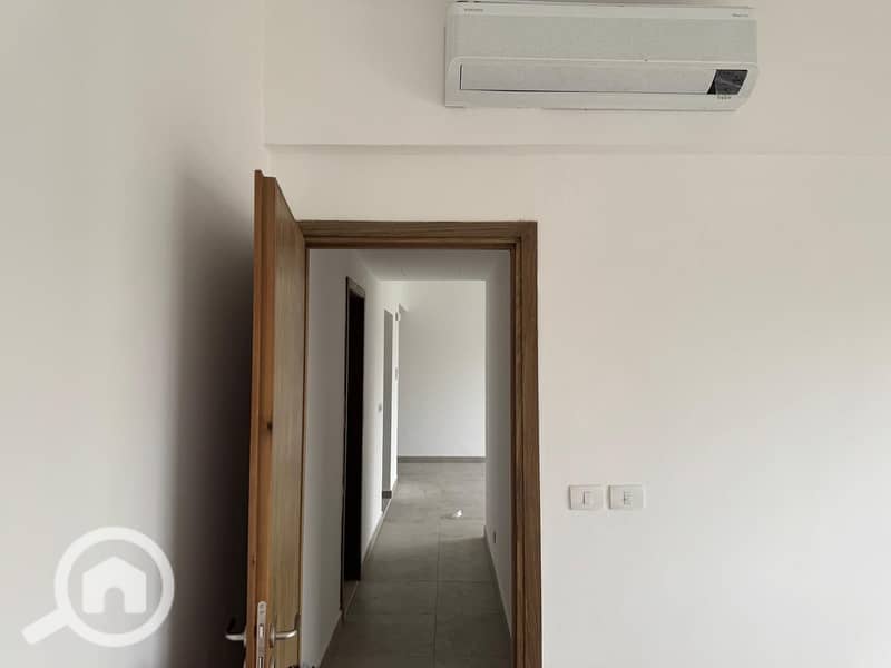 8 WhatsApp Image 2025-12-22 at 7.28. 10 PM. jpeg