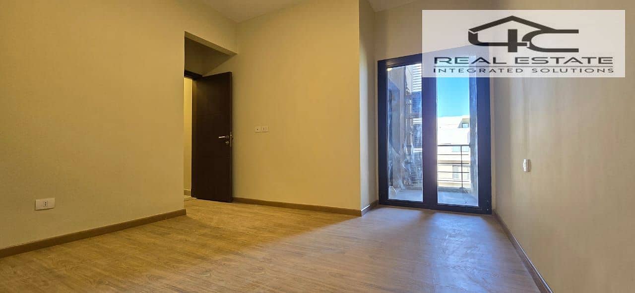 7 WhatsApp Image 2025-12-22 at 20.42. 09 (1). jpeg