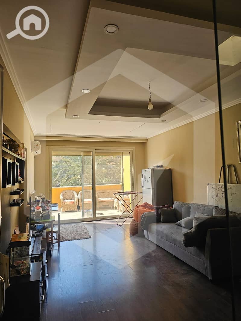 6 Royal Meadows 6. jpg