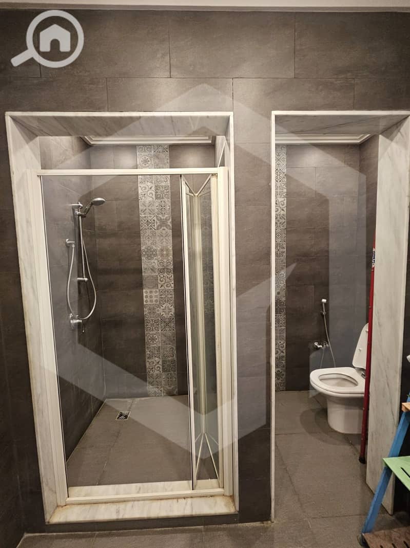 10 Royal Meadows 10. jpg