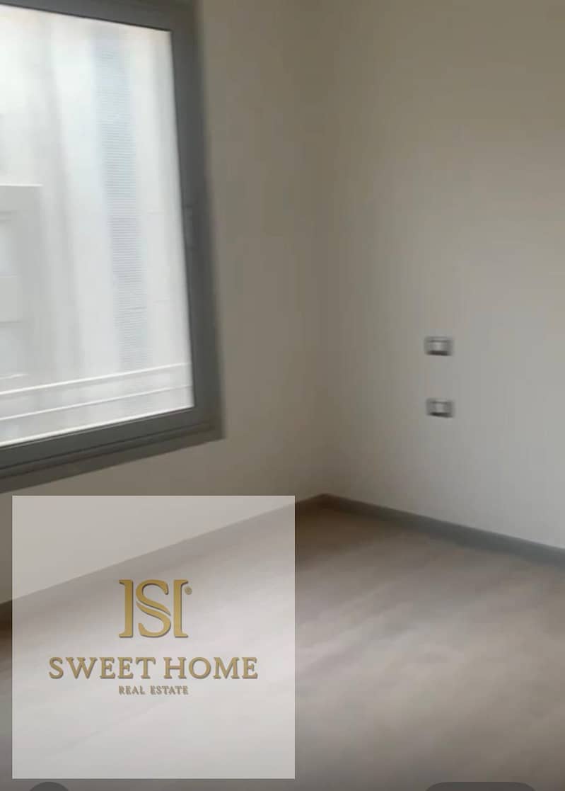 5 WhatsApp Image 2025-12-22 at 17.38. 13 (1). jpeg