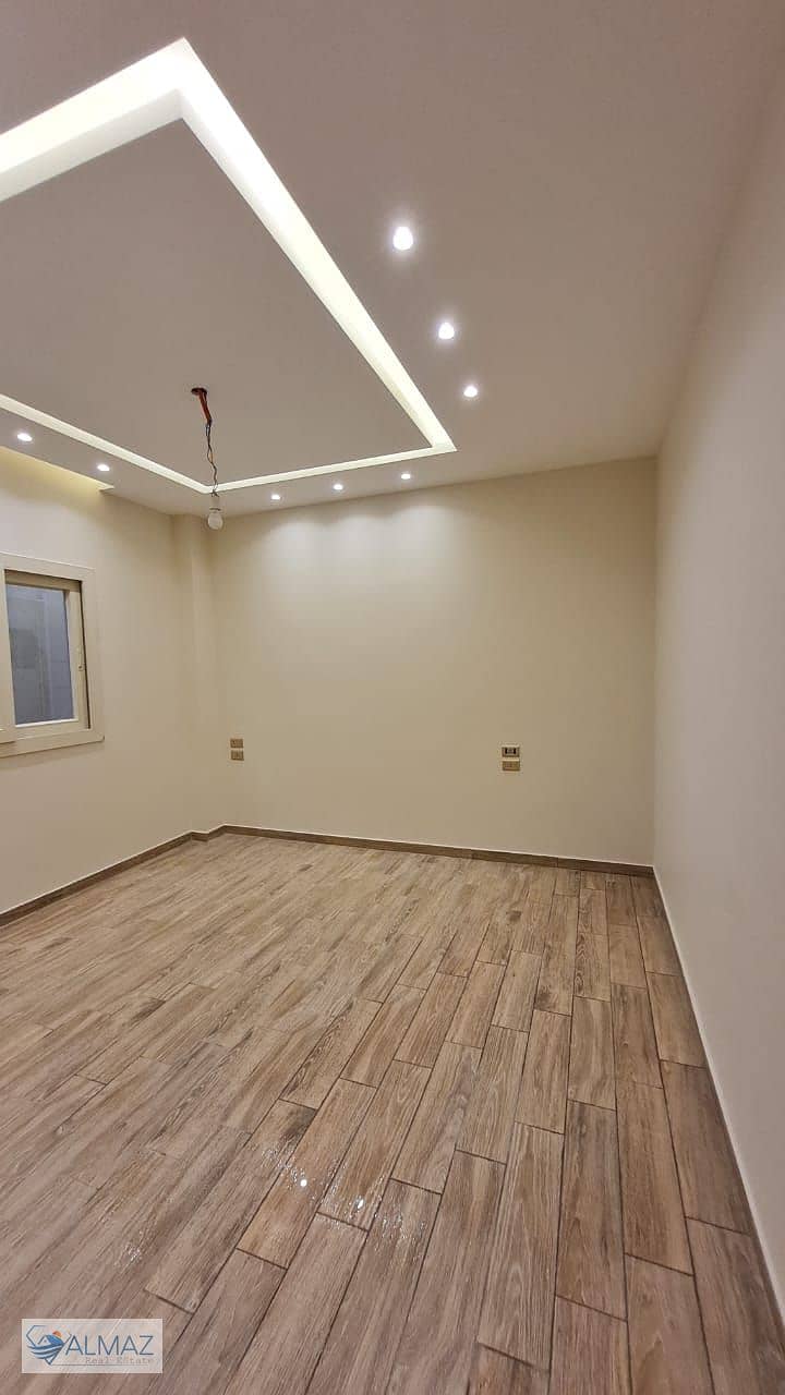 5 WhatsApp Image 2025-12-23 at 11.26. 40 AM (1). jpeg