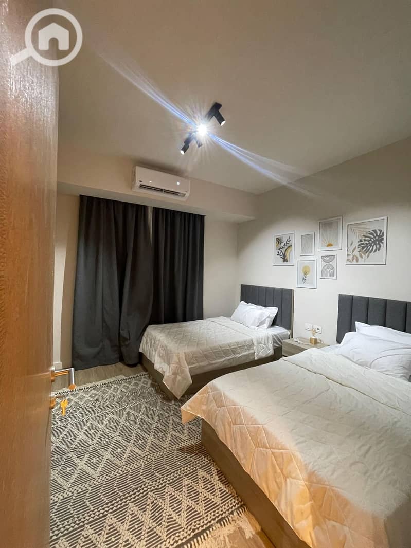 7 557082200_122243013686176146_8258695932617063355_n. jpg