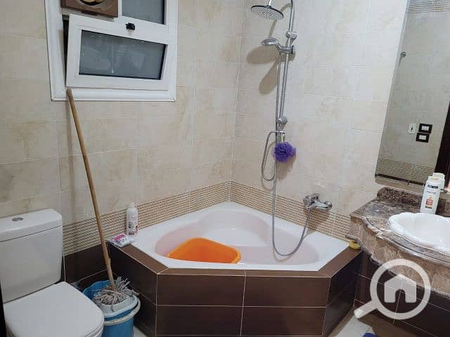 10 df8e7868-fa9a-4de8-9c5a-f8188c749ee3. jfif. png