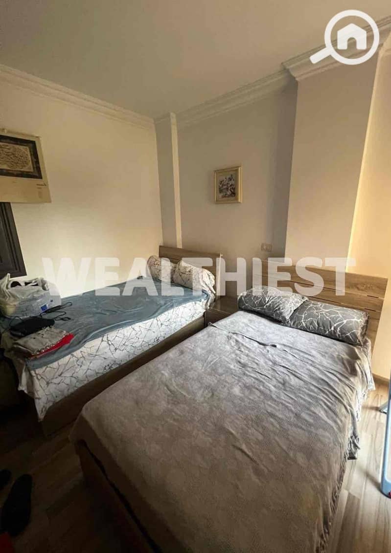 7 679d8d00-daa8-40e4-9d38-2df6c266934e. jpg