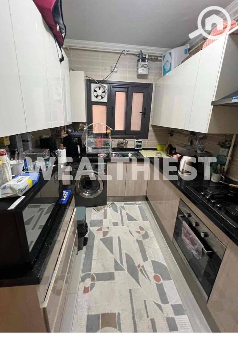 10 b023f025-2521-41ed-93b7-6dee98f62a43. jpg