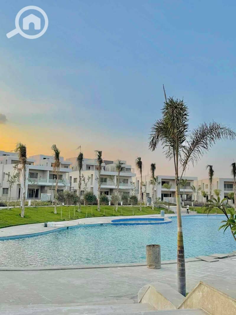 9 ec494e8a-bbe3-4854-8787-389d7c74b9a3. jpg