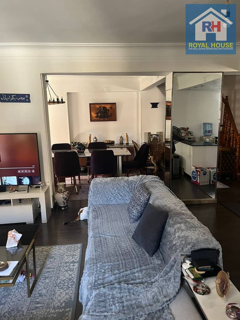 2 034c1246-f579-4b3d-aa0f-909bf1f99093. jpg