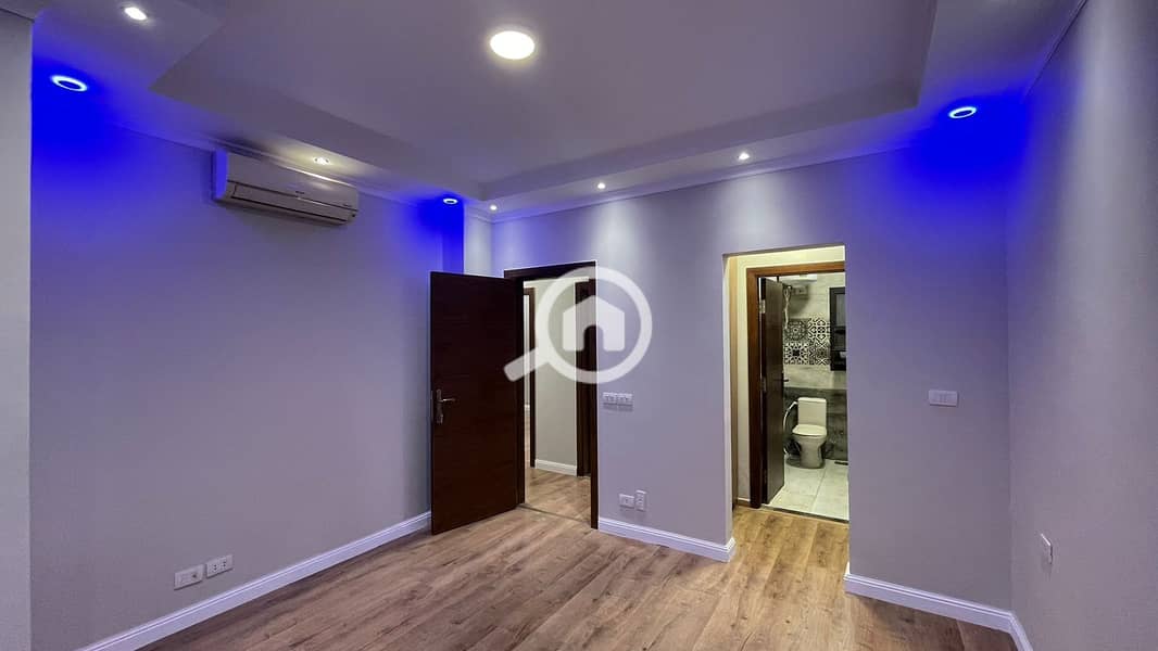 10 48ed4533-f9bf-4391-8aef-7278ba00a7c1. jpg