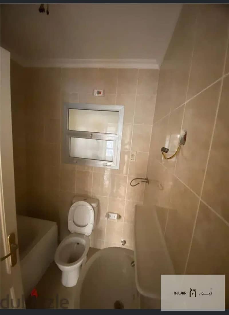 6 922998a0-7fc2-4c47-8512-35841a91a1e5. jpg