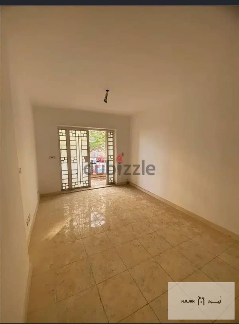 7 5afc4211-2a78-4681-9b92-bbb9c3e6aa60. jpg