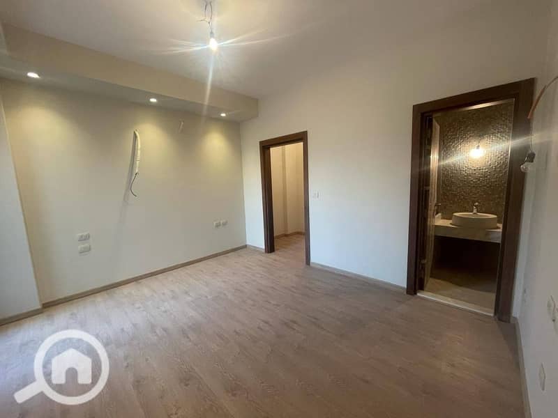 8 600281555_122243433932084594_5244218839295290845_n. jpg