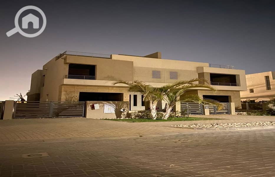 2 WhatsApp Image 2024-12-16 at 2.41. 38 PM (4)_1400x900. jpg