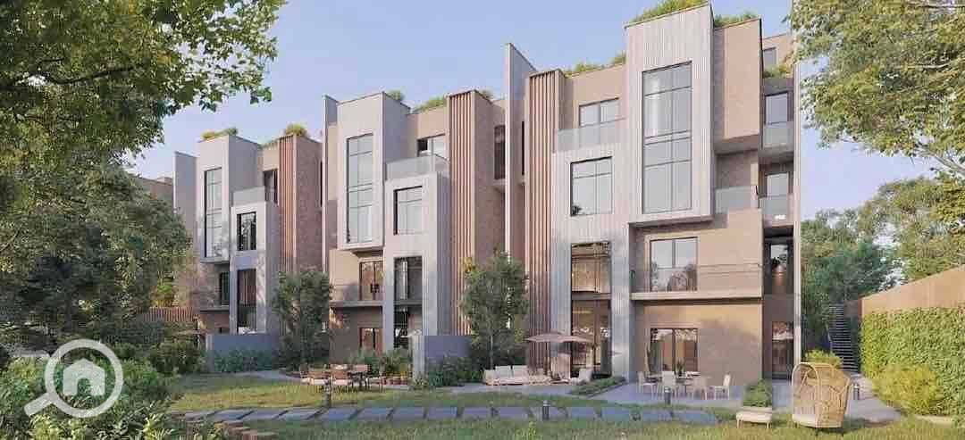 10 84c0ff7d-a804-48ff-82d8-9c89f7ebe13f. jpg