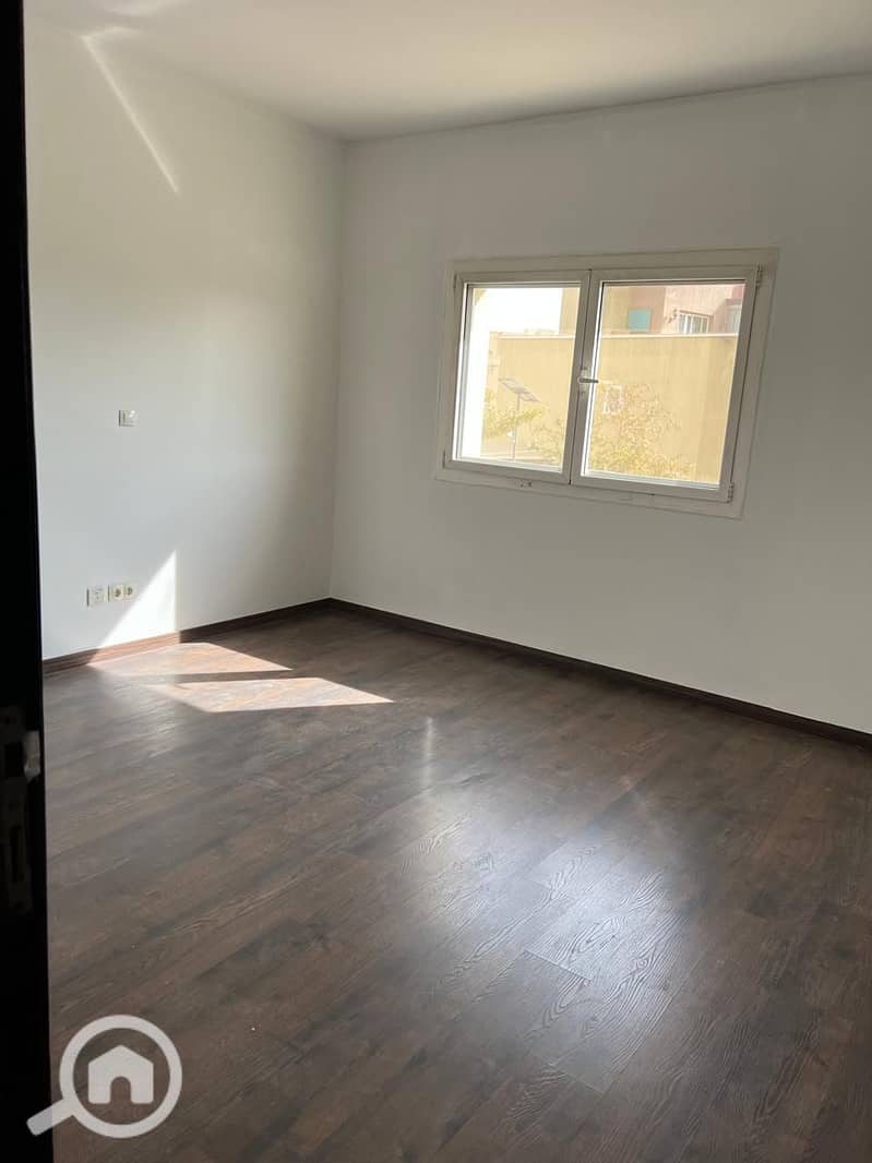 5 WhatsApp Image 2025-12-22 at 22.11. 29 (1). jpeg