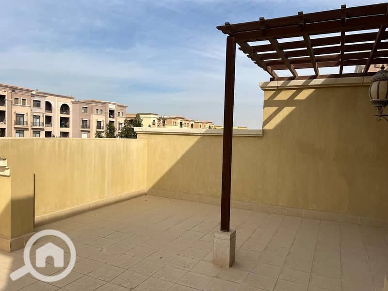 25 WhatsApp Image 2025-12-22 at 22.11. 41. jpeg