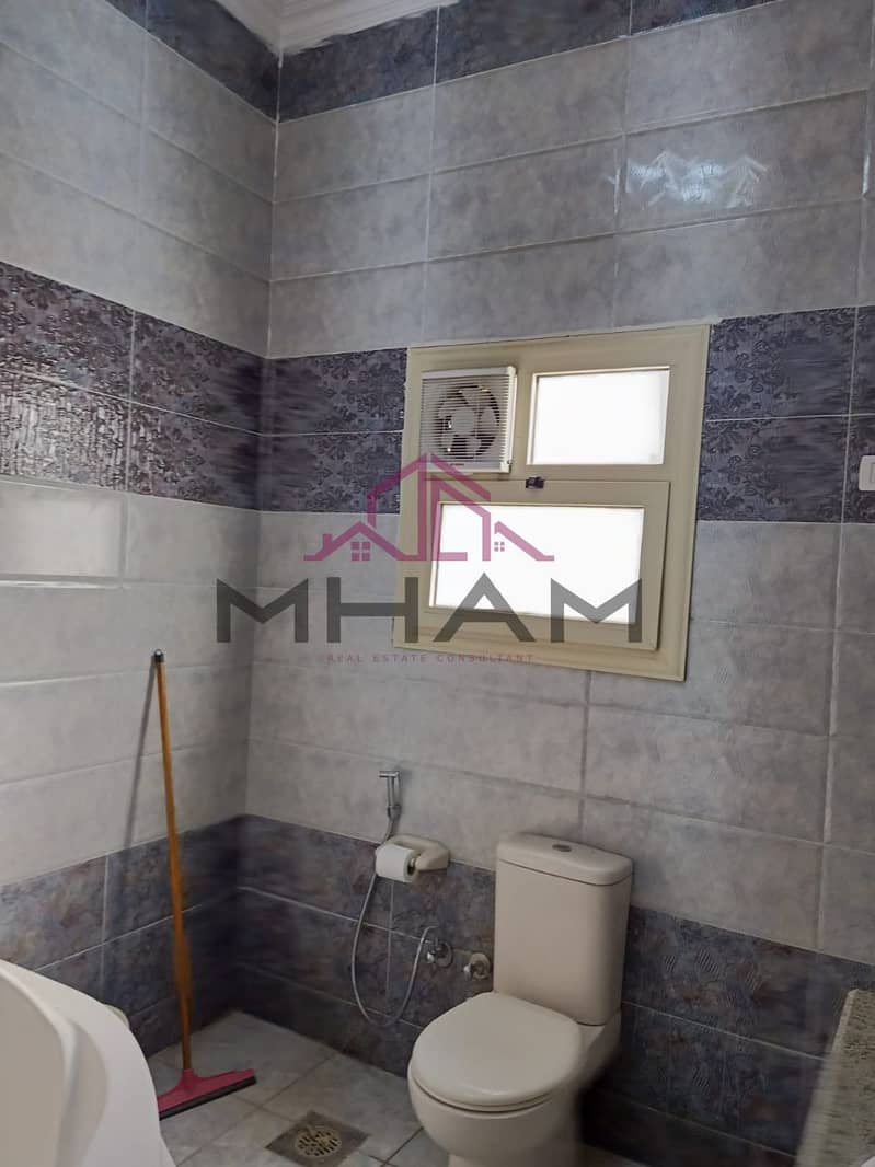 31 5931571134425926752. jpg