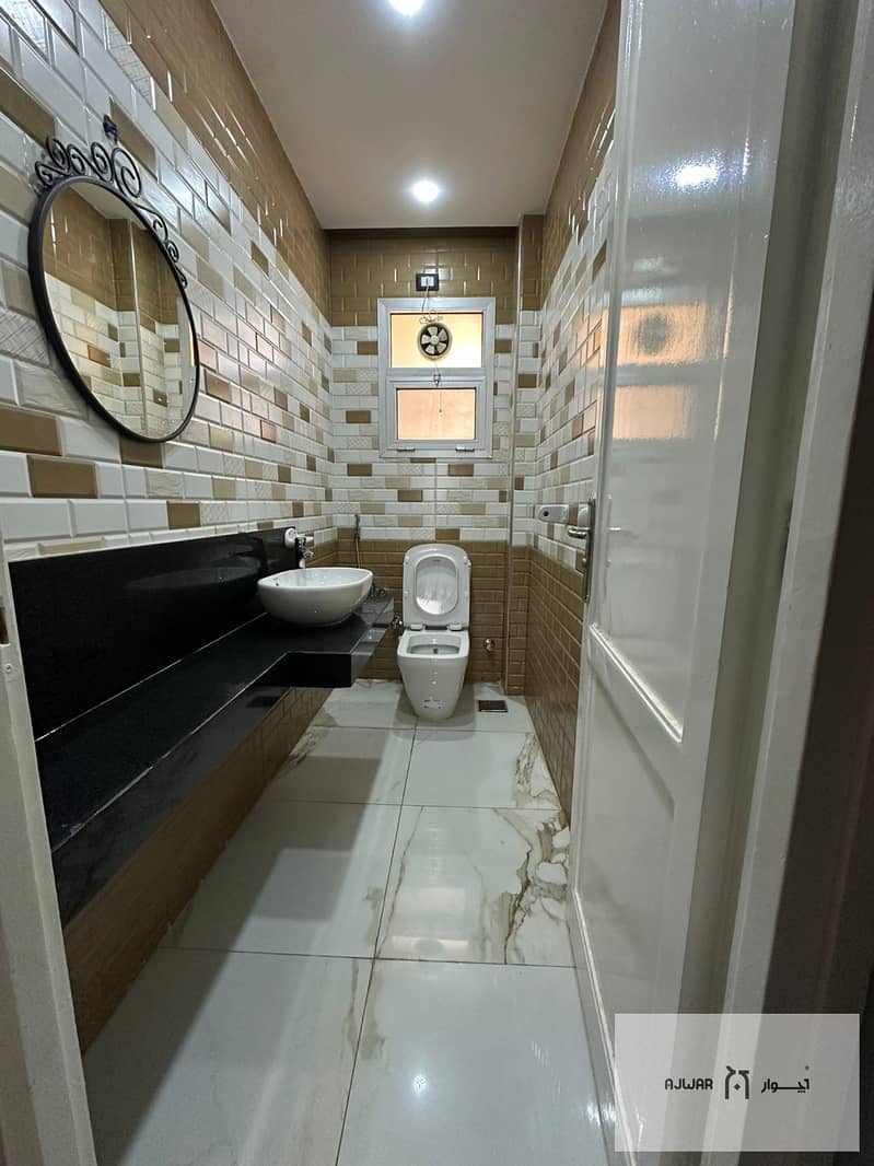 5 93b4241b-c41f-4045-ad2c-260ed2a65f5d. jpg